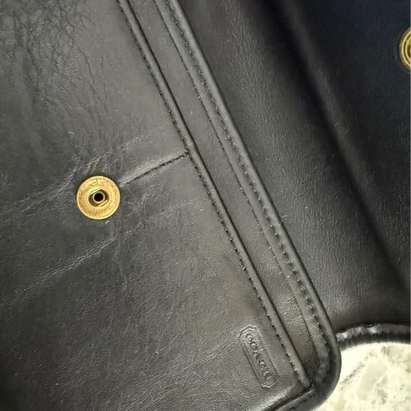 Vintage COACH Black Leather Swing Wallet - Picture 4 of 5
